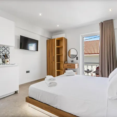 Ionian Pearl Apartman *